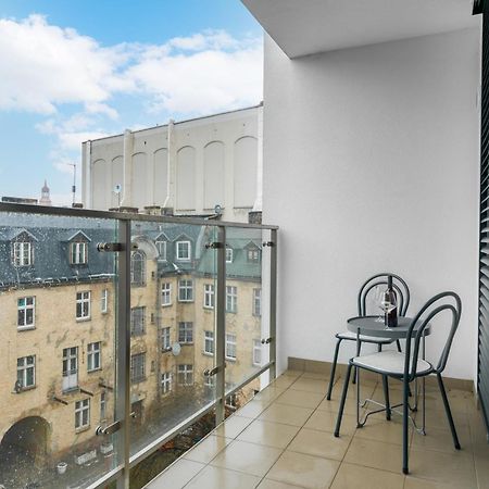 Apartament Black & White Mostowa By Renters Poznań Exterior foto